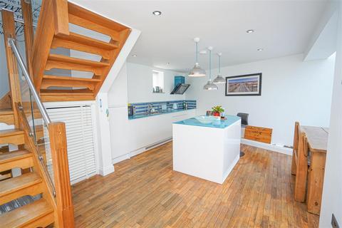 undefined, Slade, Bideford