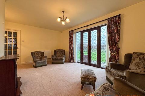 3 bedroom detached bungalow for sale, Main Street , 1 LN6