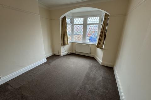 3 bedroom terraced house to rent, St. Marks Place, Blackpool FY3