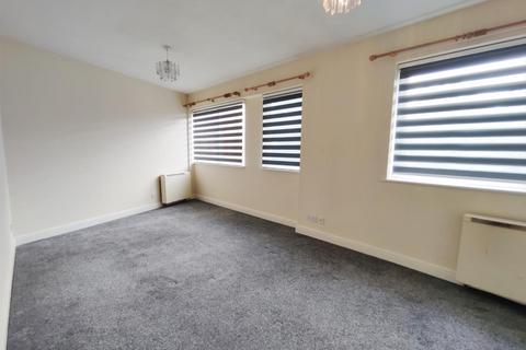 2 bedroom flat to rent, Princes Reach, Preston PR2