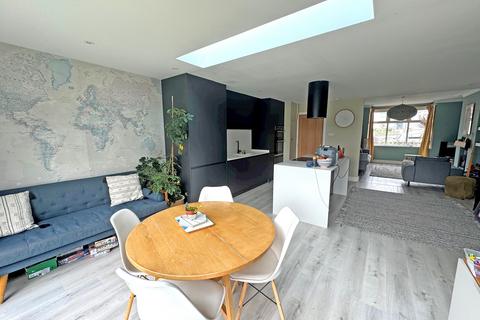 4 bedroom end of terrace house for sale, Hollingbury Place, Brighton BN1