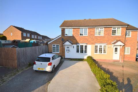 2 bedroom semi-detached house to rent, Gainsborough Drive, Lawford, Manningtree, CO11