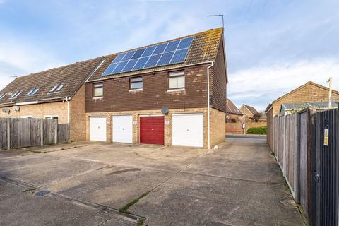 2 bedroom coach house for sale, Cowslip Crescent, Lowestoft