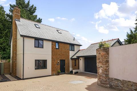 4 bedroom detached house for sale, Station Road, Totnes, Devon, TQ9