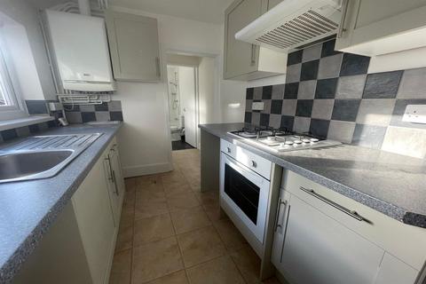 3 bedroom terraced house to rent, Derby Street, Beeston, NG9 2LG