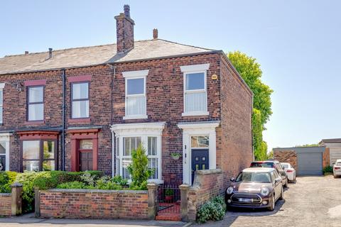 3 bedroom end of terrace house for sale, Haigh Road, Wigan WN2