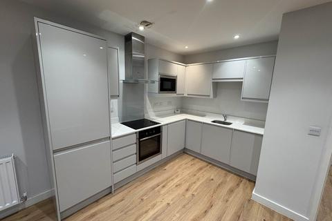 1 bedroom flat to rent, Albany Gate, Darkes Lane