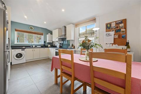 2 bedroom apartment for sale, Oaklands Grove, London, W12