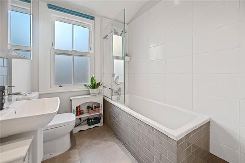 82a Oaklands Grove, London, W12 0JB