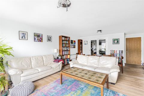 2 bedroom penthouse for sale, Smugglers Way, London, SW18