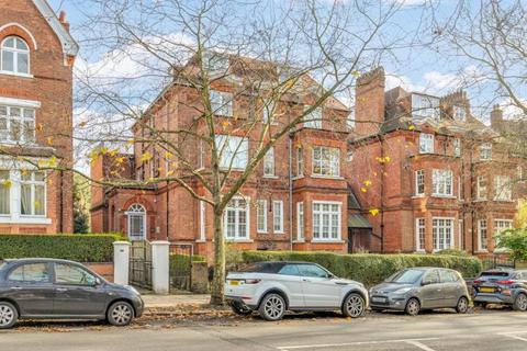 Fitzjohns Avenue, Hampstead, NW3