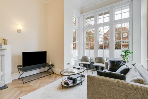 3 bedroom apartment to rent, Fitzjohns Avenue, Hampstead, NW3