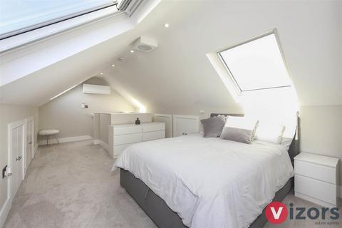 62 Church Road, Astwood Bank, Redditch, B96 6DD