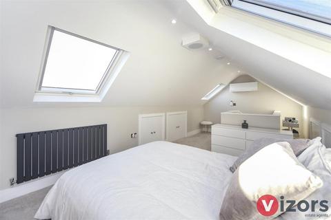 62 Church Road, Astwood Bank, Redditch, B96 6DD