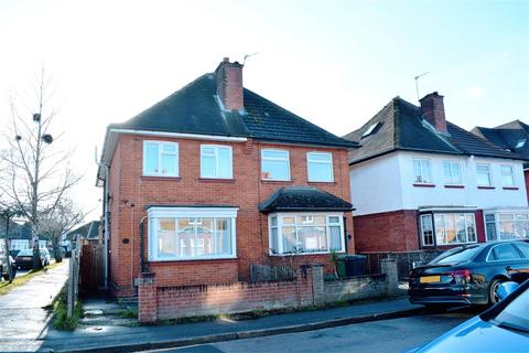 2 bedroom semi-detached house to rent, Upper Court Road, Surrey KT19