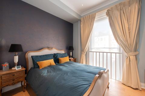 2 bedroom apartment for sale, Belsize Park Gardens, London, NW3