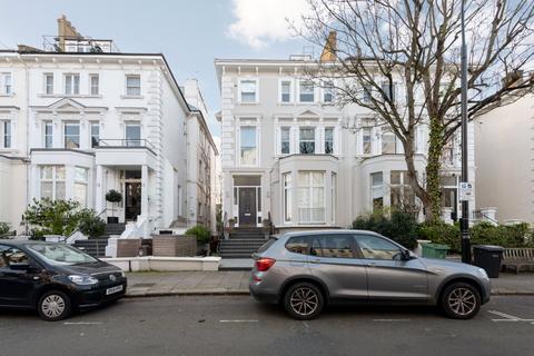 2 bedroom apartment for sale, Belsize Park Gardens, London, NW3