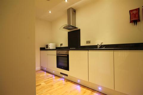 1 bedroom apartment to rent, Falconars House, City Centre