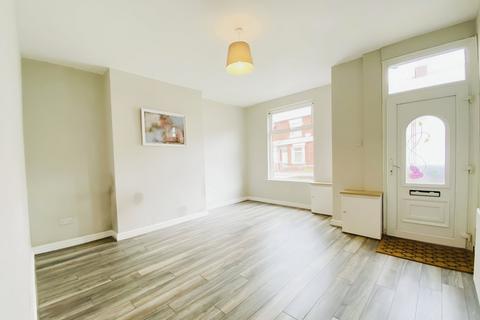 2 bedroom end of terrace house for sale, Kenyon Street, Gorton, Manchester, M18