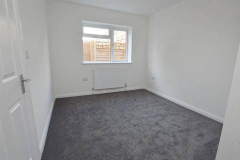 1 bedroom apartment to rent, High Street, London Colney