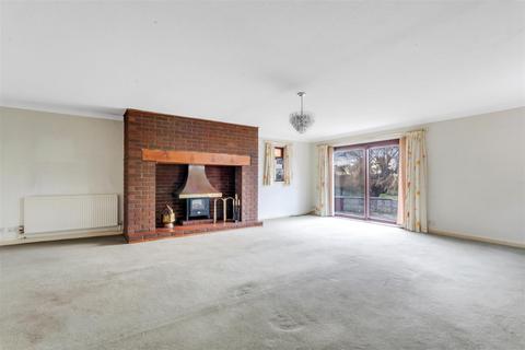 4 bedroom detached house for sale, Ryden Lane, Charlton, Pershore