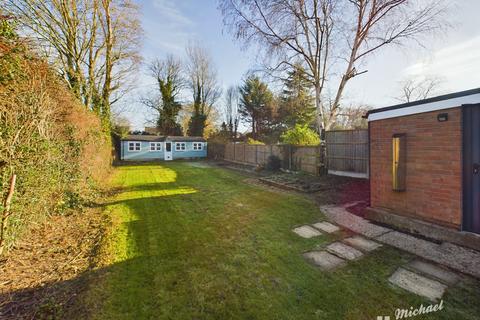 3 bedroom bungalow for sale, Craigwell Avenue, Aylesbury, Buckinghamshire