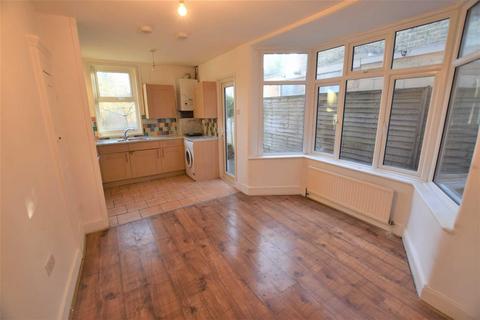 3 bedroom terraced house for sale, Winchester Road, Highams Park