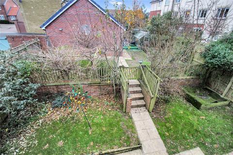 3 bedroom terraced house for sale, Kilby Crescent, Wiltshire SN25