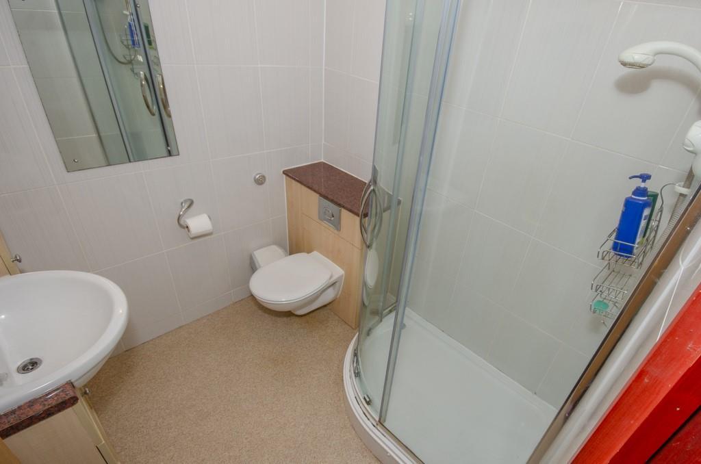 En suite.jpg