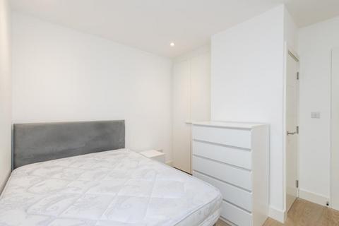 Studio to rent, Sail Loft Court, London E14