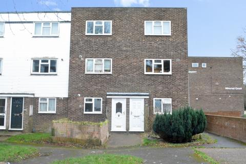 2 bedroom maisonette for sale, Wakehams Green Drive, Pound Hill, RH10