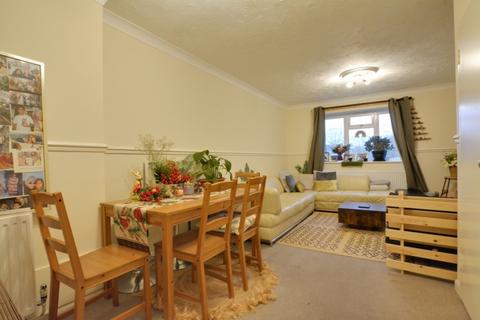 2 bedroom maisonette for sale, Wakehams Green Drive, Pound Hill, RH10