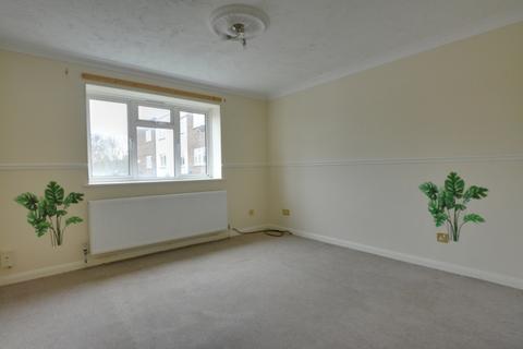 2 bedroom maisonette for sale, Wakehams Green Drive, Pound Hill, RH10