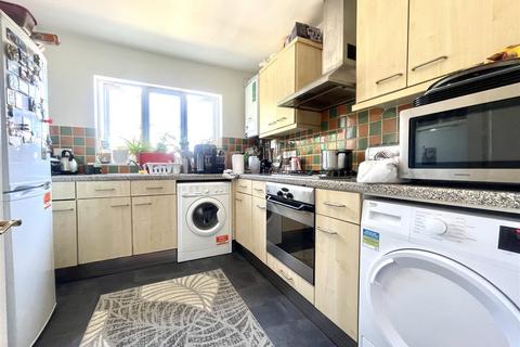 1 bedroom flat to rent, Lincoln Road, Enfield