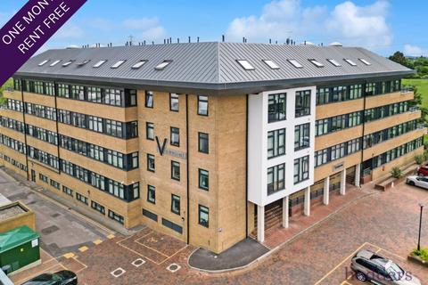 1 bedroom apartment to rent, London Road, Staines-upon-Thames, Surrey, TW18
