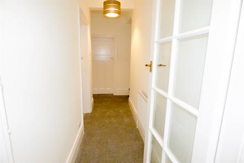 2 bedroom flat to rent, Hepscott Terrace, South Shields