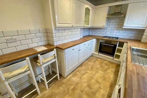 2 bedroom house to rent, Ewenny Place, Clase, , Swansea