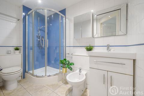 7 Lea Green Drive, Wythall, Birmingham, B47 6HD