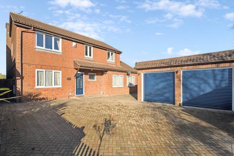 4 bedroom detached house for sale, Uxbridge Road, Mill End, Rickmansworth, WD3