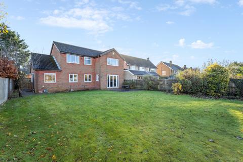 4 bedroom detached house for sale, Uxbridge Road, Mill End, Rickmansworth, WD3