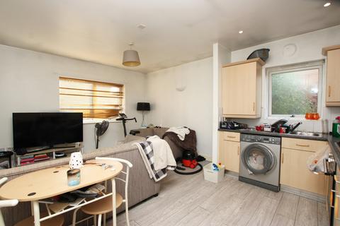 Flat 27, Cole Court Reservoir Road, Kettering, NN16 9QN