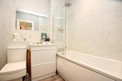 Flat 27, Cole Court Reservoir Road, Kettering, NN16 9QN