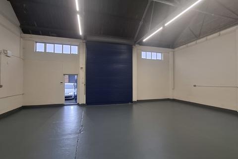 Industrial unit to rent, Unit 82, Hartlebury Trading Estate, Hartlebury, Kidderminster, DY10 4JB