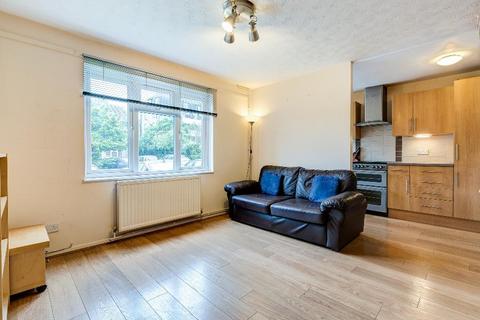 1 bedroom flat to rent, WESTCOTT ROAD, SE17