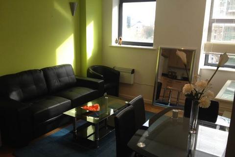 2 bedroom flat to rent, Landmark House, City Centre, Bradford