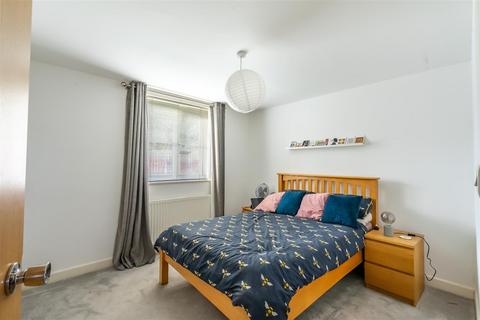 2 bedroom flat to rent, Jacobs Court, Clifton, York