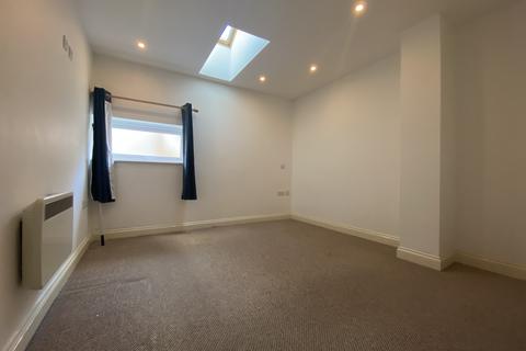 1 bedroom flat for sale, Pyle Street, Newport, Isle of Wight