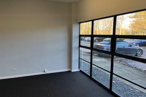 Warehouse to rent, Milton Keynes MK13