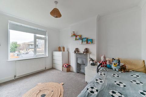 148 Western Road, Mitcham, CR4 3EB