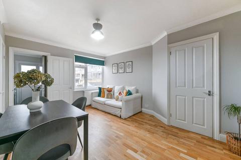 148 Western Road, Mitcham, CR4 3EB